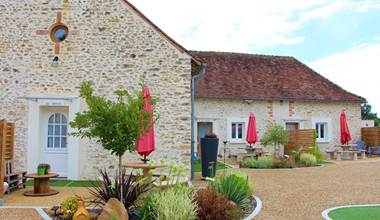 terrasse_gite_sarthe_campagne_hameau_des_deux_ailes