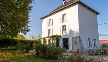 gite-groupe-famille-saint-jean-davelanne