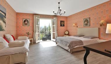 Chambre Gentilhommière RdC 28 avec terrasse - 2 à 4 couchages - vue parc