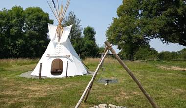 Tipi et Feu de camp