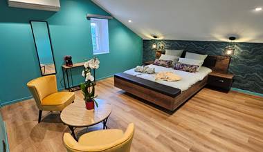 Chambre Gay Troy proche de Bayonne, Biarritz et des plages de Ondres et Capbreton.