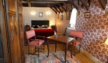 Chambre Echauguette-Château de Vassinhac