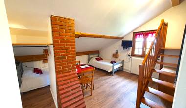 chambre quadruple cerf le grenier des rousses