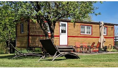 roulotte-gitane-anjou-angers-hebergement-insolite-la-chevalerie