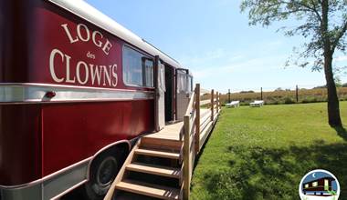 13 Gite la chevalerie 49170 roulotte loge des clowns