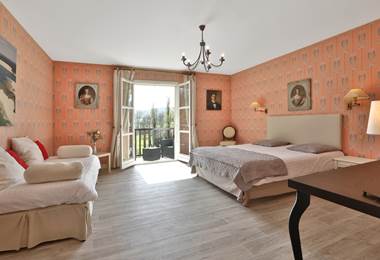Chambre Gentilhommière RdC 28 avec terrasse - 2 à 4 couchages - vue parc