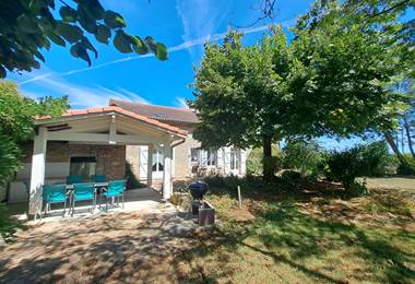 Gîtes de Beaujardin - Gîte Les Glycines