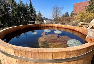 LES CHALETS DU ROCHER - Cabane du Trappeur - Bain nordique