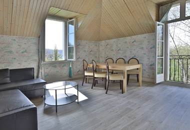 Gîte Privilège Gentilhommière - cuisine séjour salon du 37-39 de 2 à 8 personnes