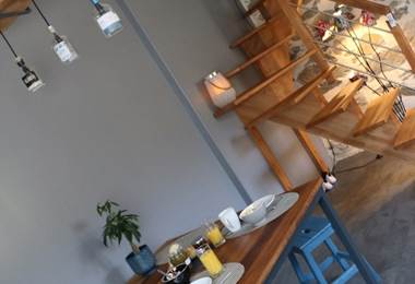 La cuisine et son espace repas