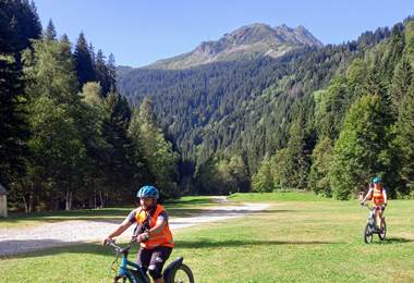 Trottinette en sortie découverte