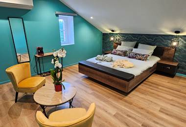 Chambre Gay Troy proche de Bayonne, Biarritz et des plages de Ondres et Capbreton.