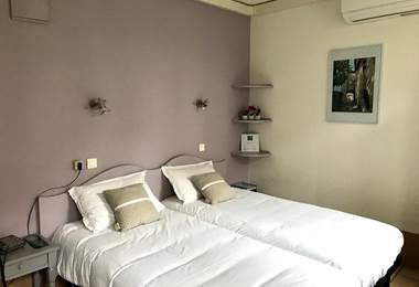 Chambre PMR lits jumeaux