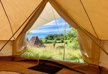 Vue de la tente équipée Noix