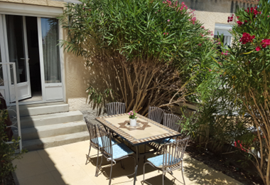 Entrée et terrasse le Luech  - MVG