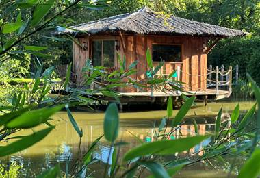 vue extérieur 3 cabane sur l'eau