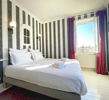 La Maison Voyage 41 - vue riviere chambre deux personnes - Suite Familiale Magie