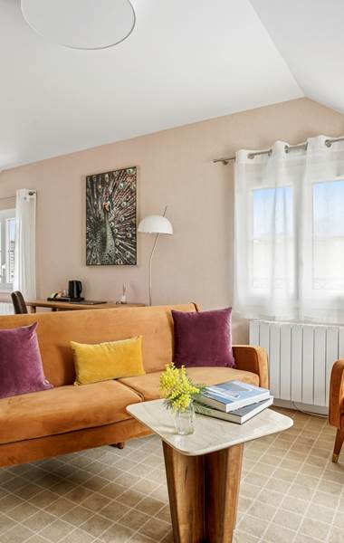 chambre-la-suite-salon-hotel-arradon-golfe-du-morbihan