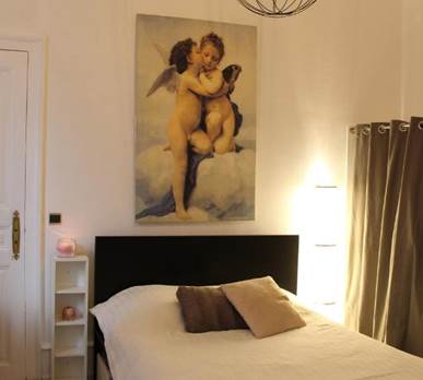 CHAMBRES-GUEBWILLER-Chambre-Double-avec-Salle-de-Bains-Privative-Séparée-2-personnes-La-Chambre