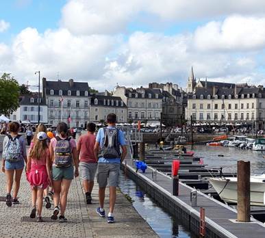 CITY TREK VANNES YOUCAMP