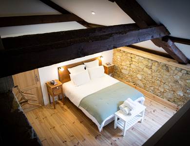 Chambre d'hôtes les chemins de Berdis Blanche vue ensemble1