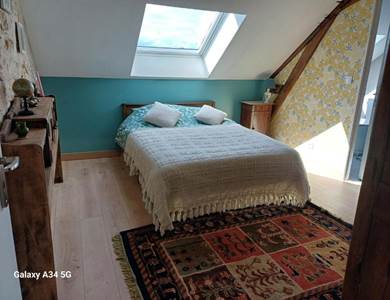 LES-CHAUMES-VIOLETTES-Chambre-Double-Lit-Double
