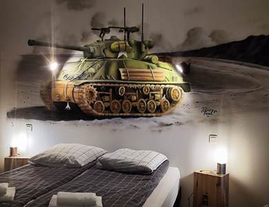 le-sherman-residence-de-tourisme-le-fury-3-personnes-chambre-omaha-beach-rick-steve-voyage-normandie-site-historique-d-day