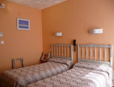 chambre Twin standard Hôtel Ambeille