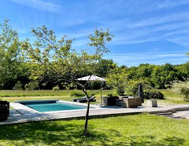 La Piscine chauffée 10x4m partagée avec La Petite Charbonnière