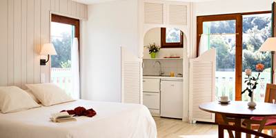 résidence la pinède-presta