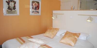 Chambre Guimbelot chambre double lit :1,80m x2,00m-presta