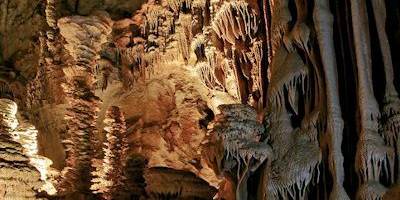 siti_Aven-Armand-2-400-300-around