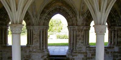 845d3f31-c688-4300-9f9f-d07bd93bf789-around