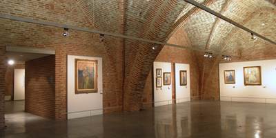 0ff42dcc-a3e4-4c60-a0fb-56b9f7d2627a-around