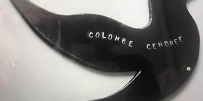 Colombe cendrée : une des 2 chambres de la suite-presta