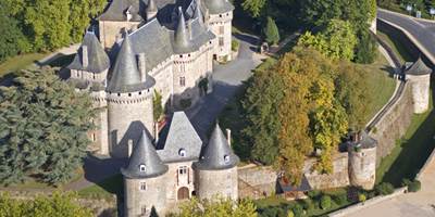 CHATEAU_DE_POMPADOUR_1_1-around