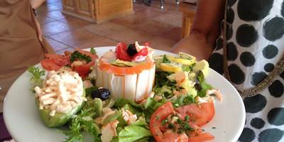 1009781_479250208826652_1626880502_n-around