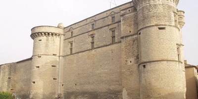 be55b391-203a-4068-ac26-4897ca124692-around