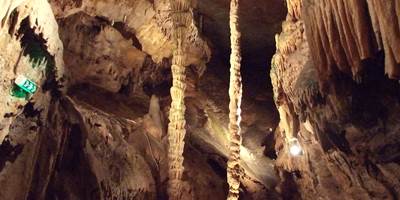 Salle des Merveilles - Les Cierges-around