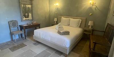 Chambre Bleu (Downstairs)-presta