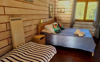 La chambre avec 2 lits-presta