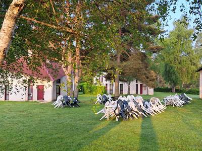Jardin 002 - Tables Groupe