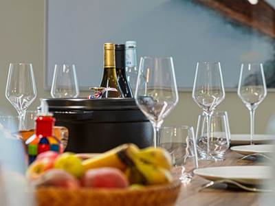 Imaginez retrouver vos amis, votre famille autour de cette table