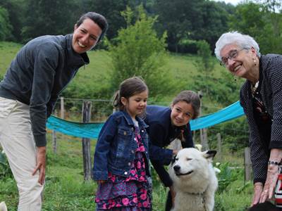 Visite de chenil en famille