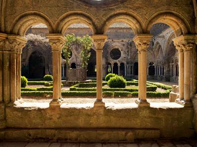 Abbaye de Fontfroide-photo-around
