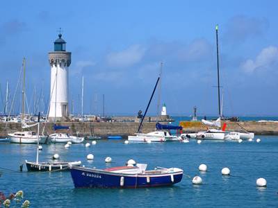 crtb-ab8977_CRTB_1-photo-around