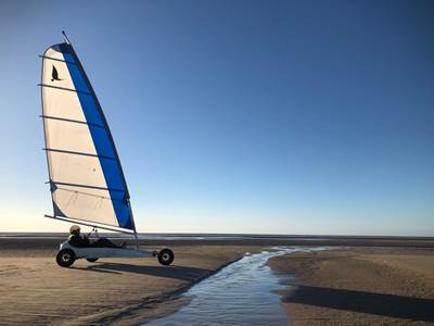 CB140FB9-50B3-43E8-8FC7-B4F528E5918C