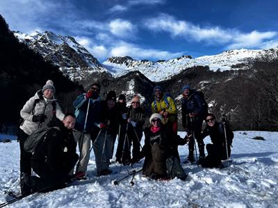 raquettes-a-neige-valle-daspe-photo-around