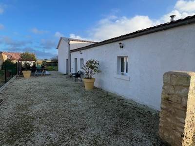 Le grand gite - domaine des pierres blanches Epargnes - Extérieur