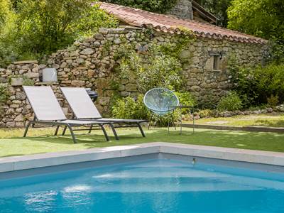 domaine-sainte-raffine-piscine-privee